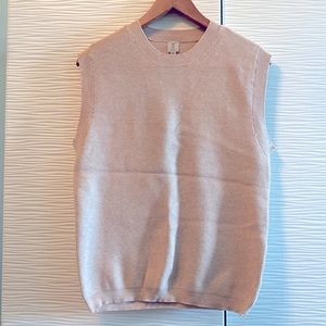 Beige sweater from Tristan. Size 01 (small)